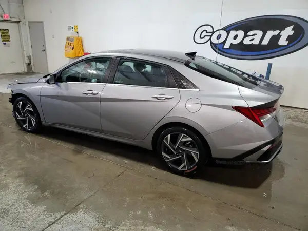 KMHLS4DGXSU879875 2025 HYUNDAI ELANTRA - Image 2