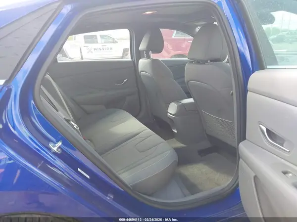 KMHLS4DGXSU880573 2025 HYUNDAI ELANTRA - Image 8