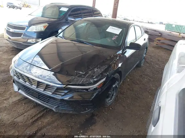 KMHLS4DGXSU907349 2025 HYUNDAI ELANTRA - Image 2