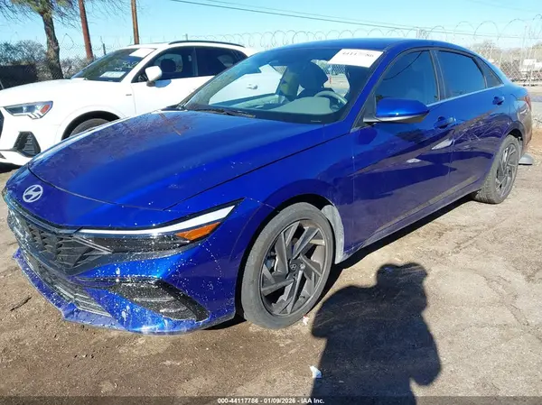 KMHLS4DGXSU908419 2025 HYUNDAI ELANTRA - Image 2