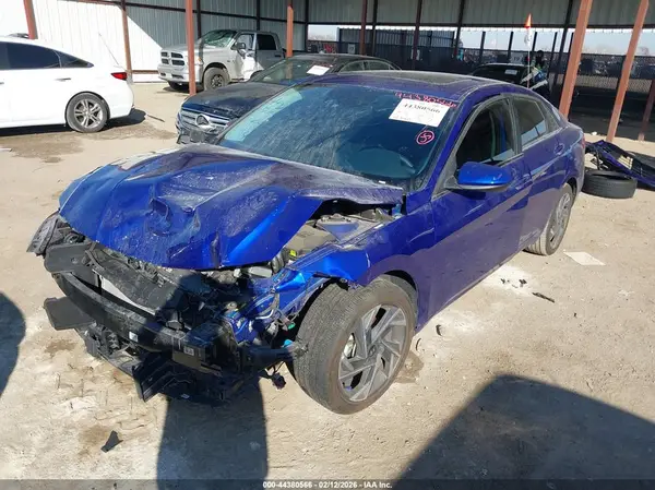KMHLS4DGXSU911644 2025 HYUNDAI ELANTRA - Image 2