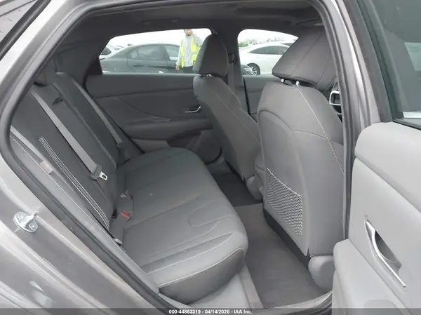 KMHLS4DGXSU927715 2025 HYUNDAI ELANTRA - Image 8