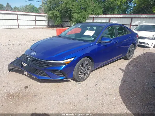 KMHLS4DGXSU929545 2025 HYUNDAI ELANTRA - Image 2