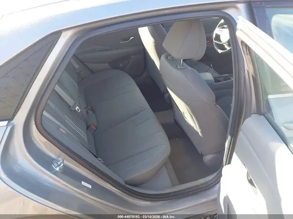 KMHLS4DGXSU933675 2025 HYUNDAI ELANTRA - Image 8