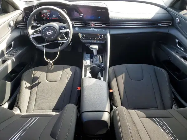 KMHLS4DGXSU939136 2025 HYUNDAI ELANTRA - Image 8