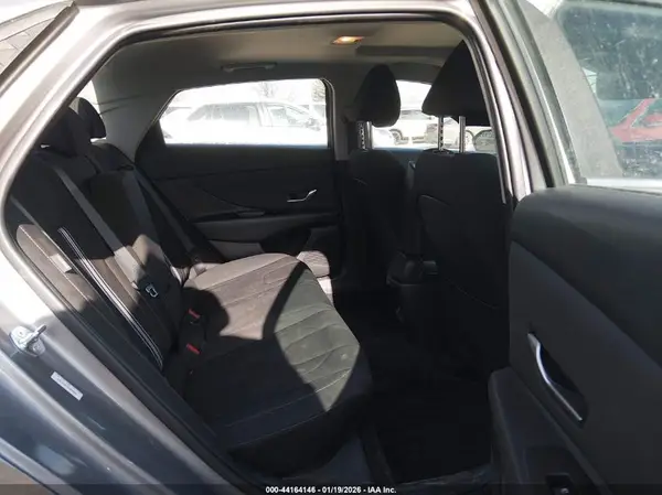 KMHLS4DGXSU939282 2025 HYUNDAI ELANTRA - Image 8