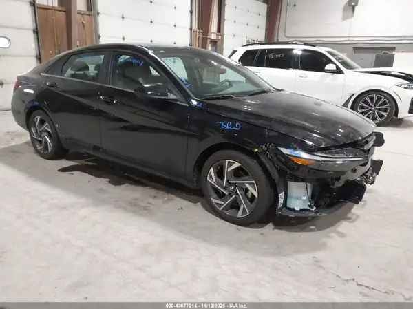 KMHLS4DGXSU948399 2025 HYUNDAI ELANTRA - Image 1