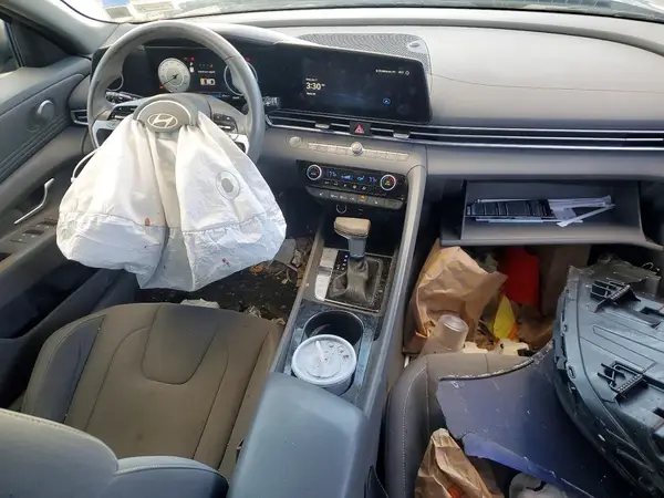 KMHLS4DGXSU949939 2025 HYUNDAI ELANTRA - Image 8