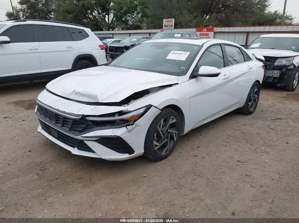 KMHLS4DGXSU951593 2025 HYUNDAI ELANTRA - Image 2