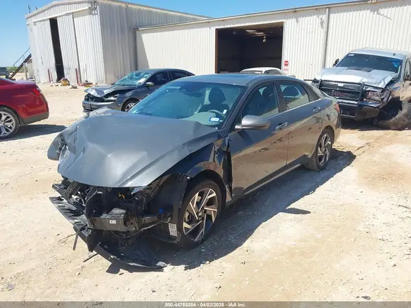 KMHLS4DGXSU965669 2025 HYUNDAI ELANTRA - Image 2