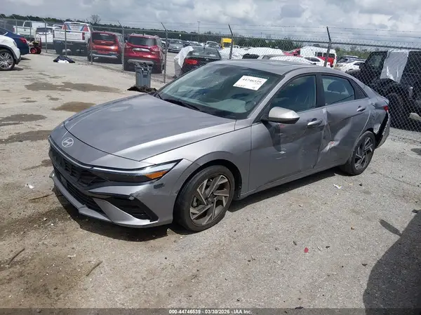 KMHLS4DGXSU977613 2025 HYUNDAI ELANTRA - Image 2