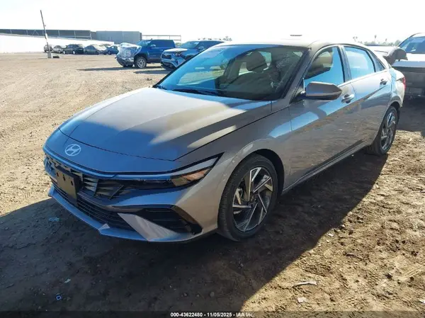 KMHLS4DGXSU980981 2025 HYUNDAI ELANTRA - Image 2