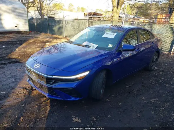 KMHLS4DGXSU982567 2025 HYUNDAI ELANTRA - Image 2