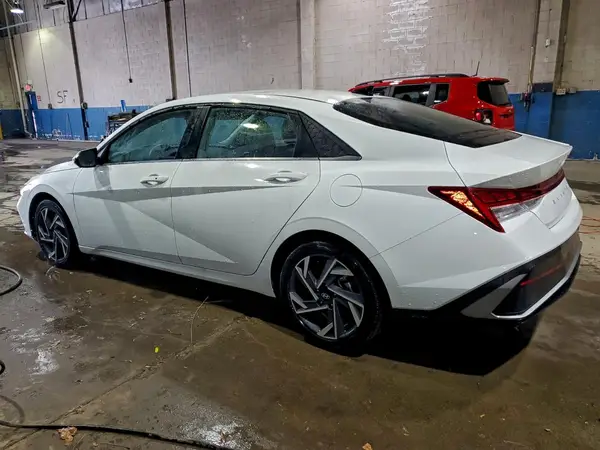 KMHLS4DGXSU986618 2025 HYUNDAI ELANTRA - Image 2