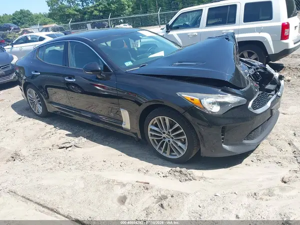 KNAE15LA0J6016666 2018 KIA STINGER - Image 1