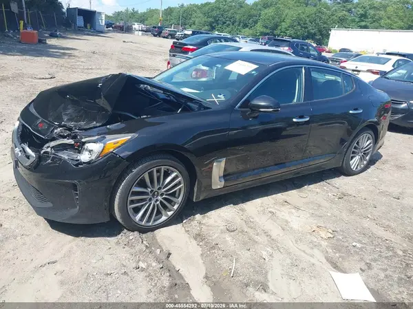 KNAE15LA0J6016666 2018 KIA STINGER - Image 2