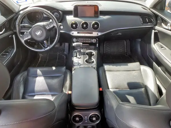 KNAE15LA0K6059633 2019 KIA STINGER - Image 8