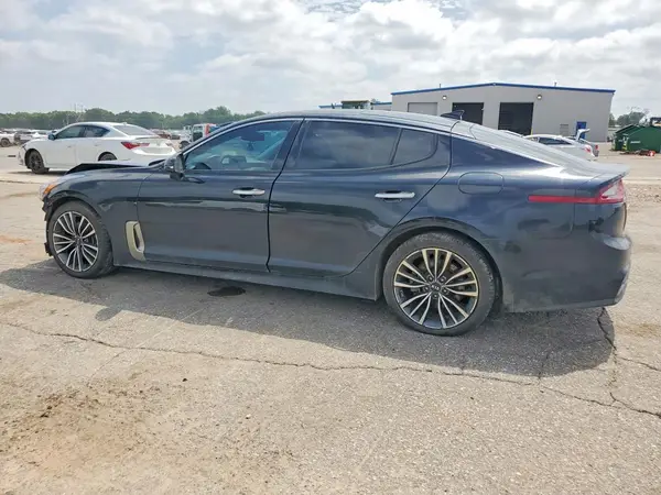 KNAE15LA0K6065951 2019 KIA STINGER - Image 2