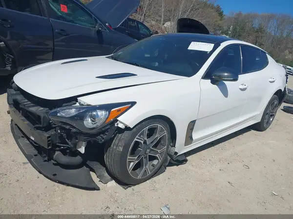 KNAE15LA0L6073775 2020 KIA STINGER - Image 2