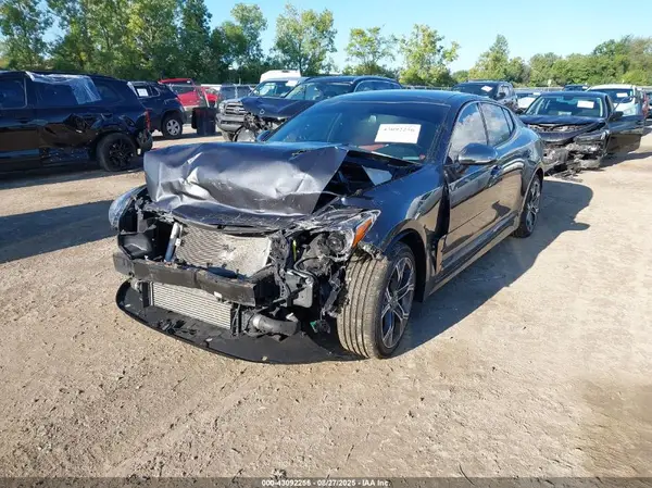 KNAE15LA0L6074358 2020 KIA STINGER - Image 2