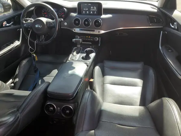 KNAE15LA1J6016921 2018 KIA STINGER - Image 8