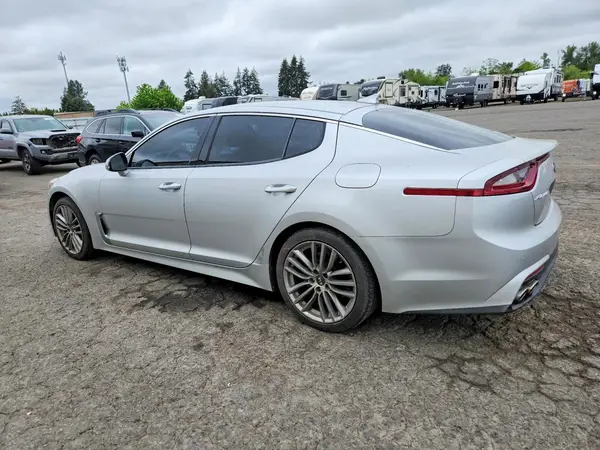 KNAE15LA1J6017602 2018 KIA STINGER - Image 2