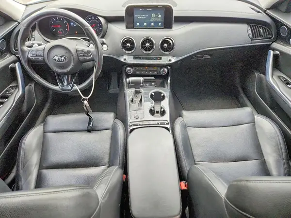 KNAE15LA1J6017602 2018 KIA STINGER - Image 8