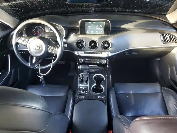 KNAE15LA1J6034111 2018 KIA STINGER - Image 8