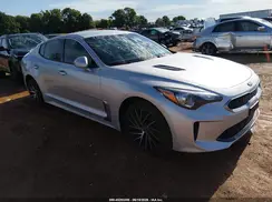 KNAE15LA1J6034643 2018 KIA STINGER