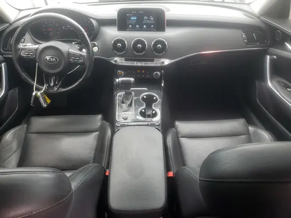KNAE15LA1J6036960 2018 KIA STINGER - Image 8