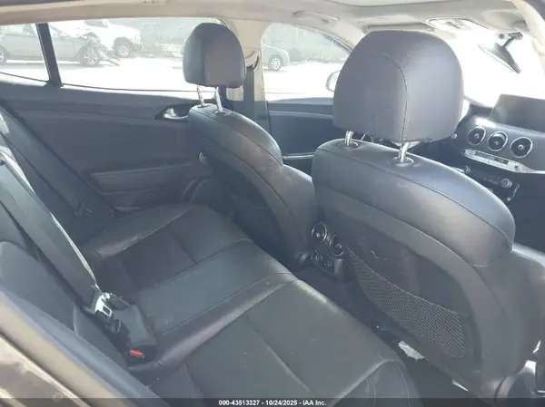 KNAE15LA1K6046504 2019 KIA STINGER - Image 8