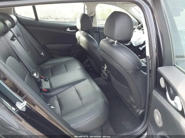 KNAE15LA1K6049483 2019 KIA STINGER - Image 8