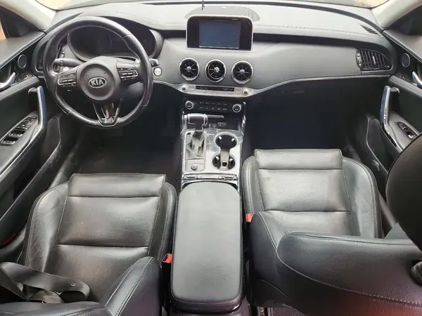 KNAE15LA1K6053159 2019 KIA STINGER - Image 8