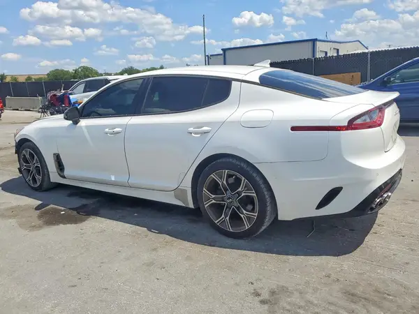 KNAE15LA1L6077155 2020 KIA STINGER - Image 2