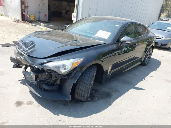 KNAE15LA1L6077477 2020 KIA STINGER - Image 2