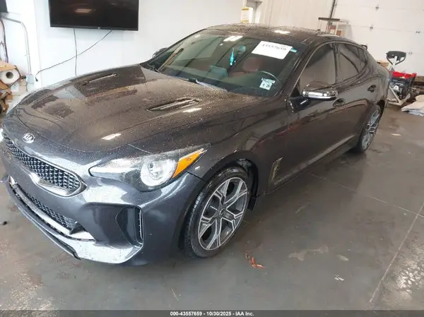 KNAE15LA1M6091915 2021 KIA STINGER - Image 2