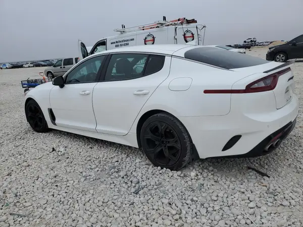 KNAE15LA1M6094961 2021 KIA STINGER - Image 2