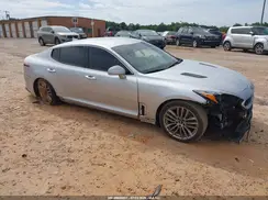 KNAE15LA2J6016832 2018 KIA STINGER