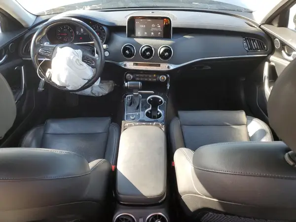 KNAE15LA2J6017365 2018 KIA STINGER - Image 8
