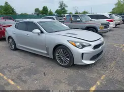 KNAE15LA2J6026048 2018 KIA STINGER