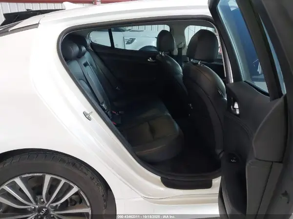 KNAE15LA2K6044258 2019 KIA STINGER - Image 8