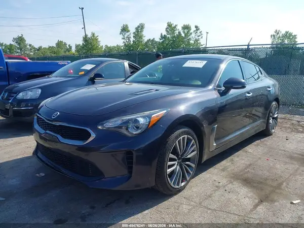 KNAE15LA2K6059729 2019 KIA STINGER - Image 2