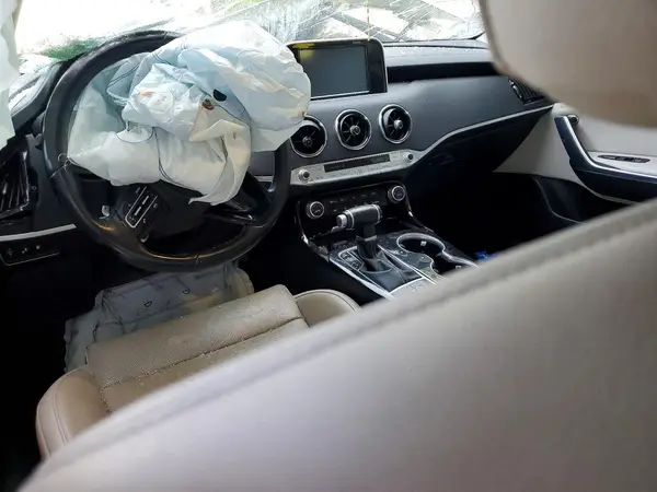 KNAE15LA2K6064218 2019 KIA STINGER - Image 8
