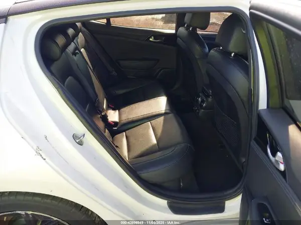 KNAE15LA2L6073972 2020 KIA STINGER - Image 8