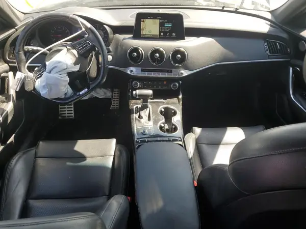 KNAE15LA2L6075110 2020 KIA STINGER - Image 8