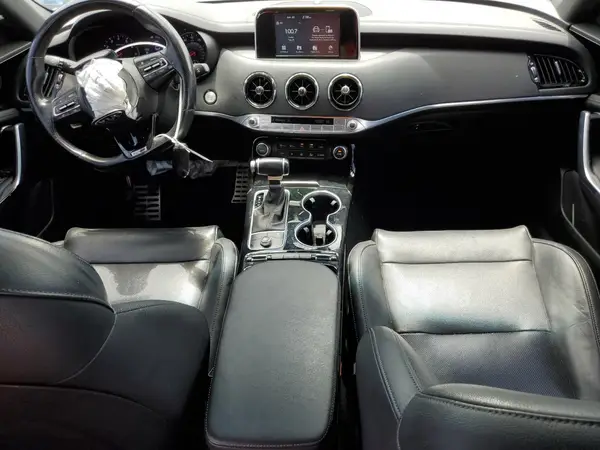 KNAE15LA2L6077228 2020 KIA STINGER - Image 8