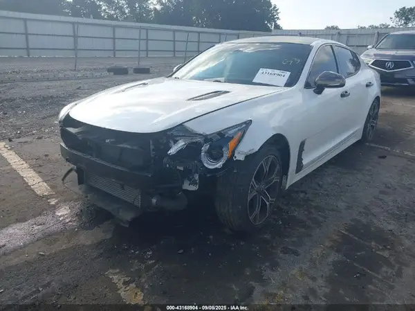 KNAE15LA2L6083062 2020 KIA STINGER - Image 2