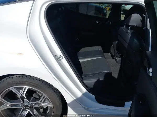 KNAE15LA2M6089509 2021 KIA STINGER - Image 8