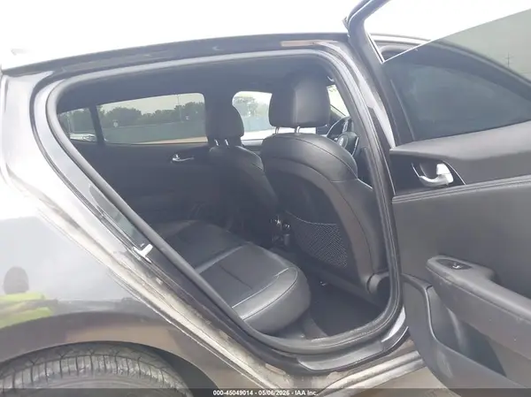 KNAE15LA2M6090224 2021 KIA STINGER - Image 8
