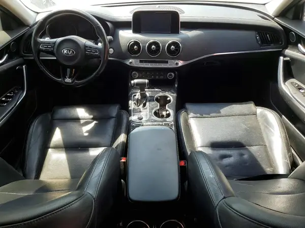 KNAE15LA3J6013194 2018 KIA STINGER - Image 8